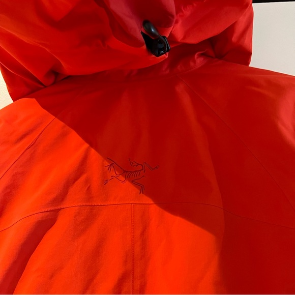 Arc’teryx ski/snowboard jacket S - Picture 4 of 10